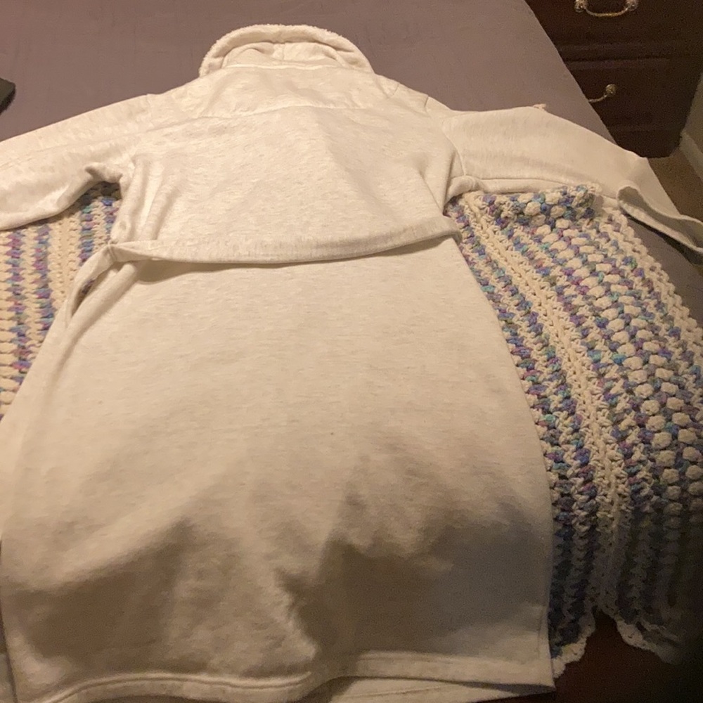 Quality Robe - Picture 7 of 7